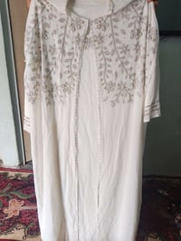 قفطان عقدي • ابيض • قياس ٤٨/٥٠