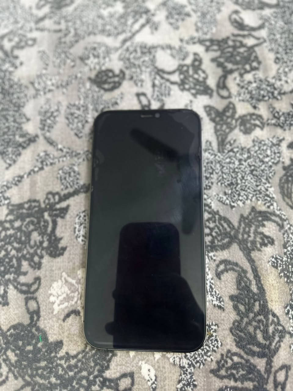 12  برو ماكس 
بلادي بلادي 
شخط مابي 
نضافة ١٠٠ 
ذاكرة. ١٢٨
بطاريه ٨٥
مكفول من. كللشي 
سعره ٤٥٠ 
وبي مجال حك الجية 
شراي اتصل ***********
