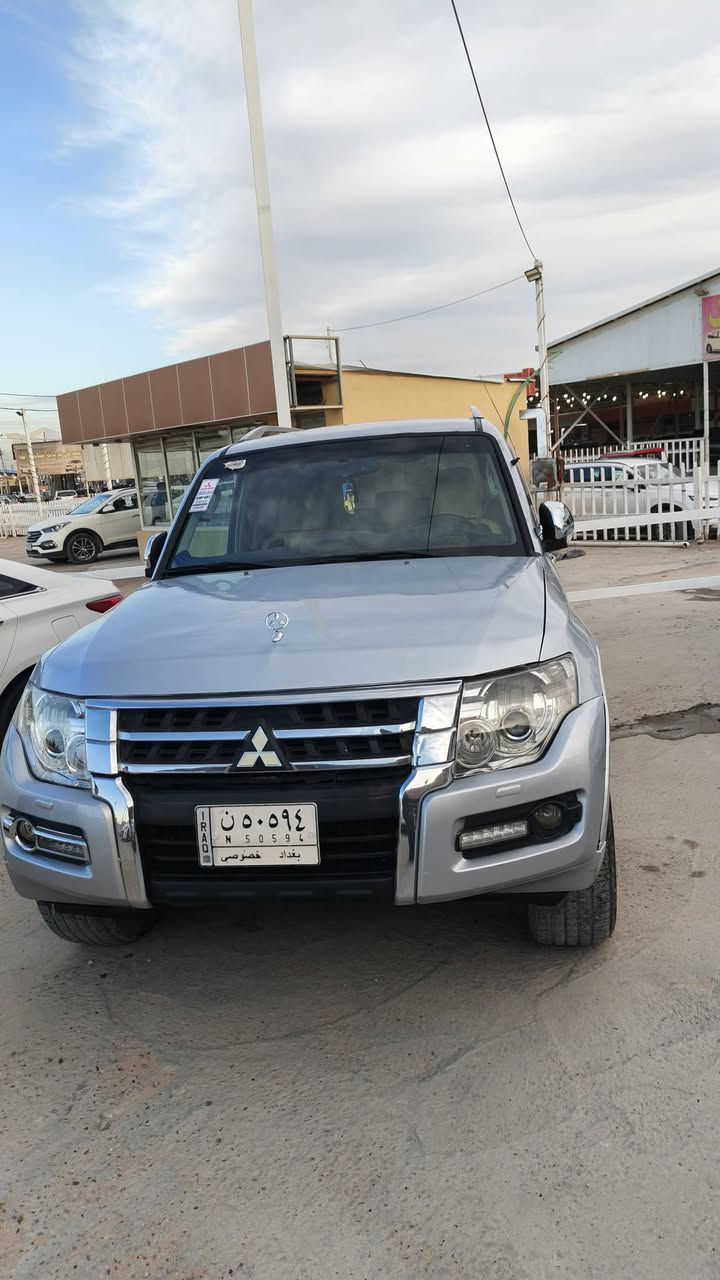 السلام عليكم باجيرو 2008صبغ عام سيارة   رقم بغداد سعر 90مع مجال استفسار ***********0سيارة جدٱنظيفه مواصفات مري شفط تحكم ستيرن دفع رباعي
