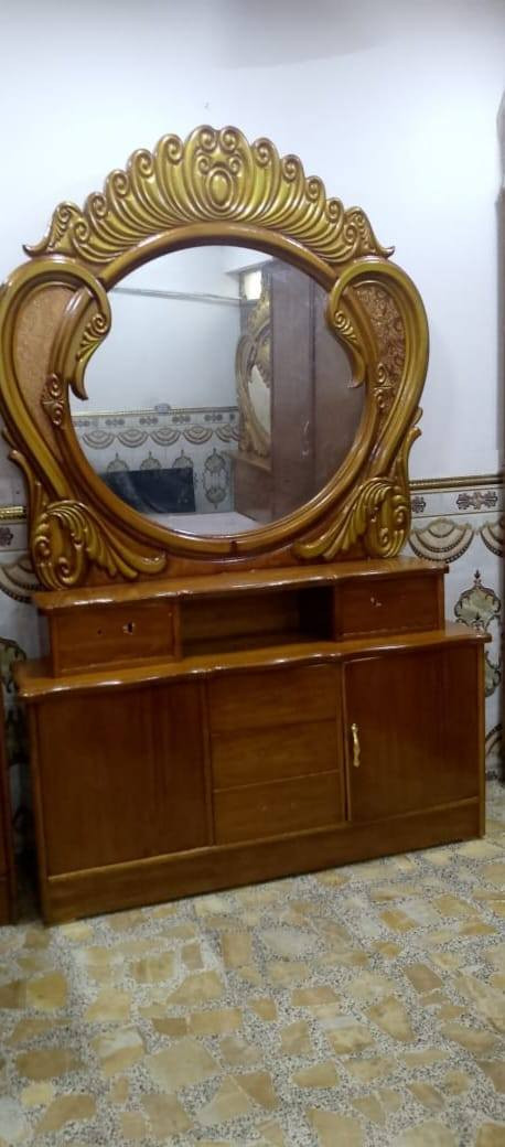 سلام عليكم   جربايه وميز مرايه
تسكام اصلي تفصال نضيفه  مكاني
العبيدي  سعره مناسب
 ‏‪0772 759 0992‬‏
