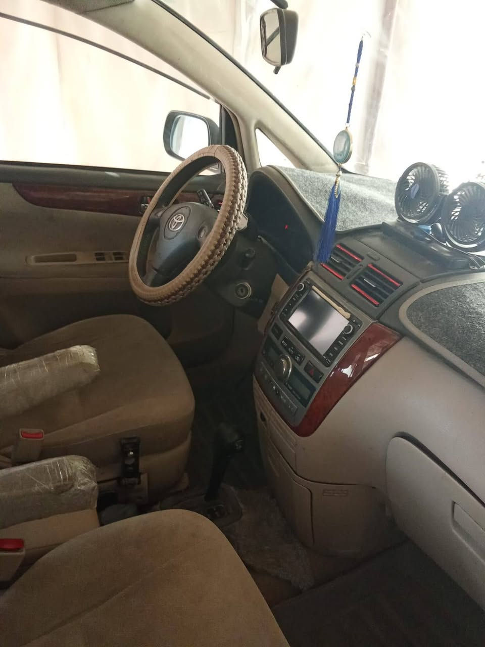 سلام عليكم ..ابصم موديل2001 رقم دولي باسمي سنويه 2027 مكفوله من ضربه وصبغ تبريد كير محرك كفاله تحويل ثاني يوم سياره مال بيت فقط عنوان بصره خور الزبير
*********** مكلف بلنشر 🙏
