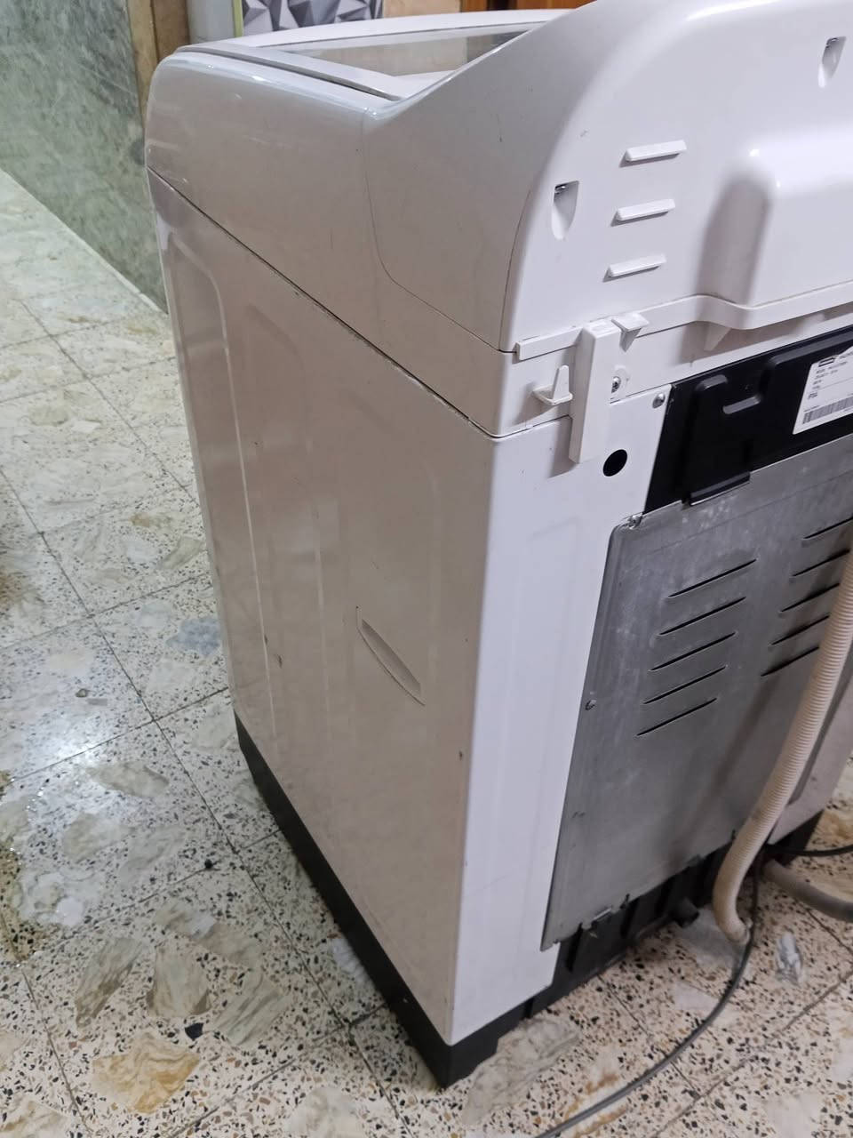 سلام عليكم
لبيع غساله شغاله نضيفه شرط الفحص 
العنوان كربلاء 
السعر 160 بي مجال 
***********
