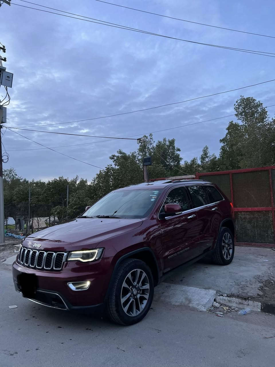 السلام عليكم اخوان
للبيع  او المراوس حسب القناعه 

جيب 2018 خليجي وكاله هارلم كل الصيانات والسرفسات بالشركه والوصولات موجودات 

ماشيه٧٨ الف كير محرك صدر كفاله من كلشي وشرط الفحص 

بيها صبغ بين البابين ( يعني قطعتين ) وعلى الفحص ايشي بيها غير هذا اني خسارلك 

السياره جديده حيل وعلى ايدي مناقصها ايشي 

رقمها شمالي تحويل مباشر 

كل غراضها وعدتها من الشركه لحد الان موجودات ومنازلات ولا ملعوب بيهن 

مكان السياره بغداد وللاستفسار اكثر اتصل واني خادمك ماعندي فيس بس واتساب ورقم 

هذا رقمي: ***********  

السعر: 254 وبيها مجال للشراي  تعال وشوف واقتنع وتشلع عيوني الي تجي بي ارجعك بي وماقصر وياك واذا ماعجبك سعرها وتشوفها غاليه اذكرنه بكلمه حلوه واعبر المنشور تحصل اغاتها ان شاءالله 

واسف على الاطاله🩶
