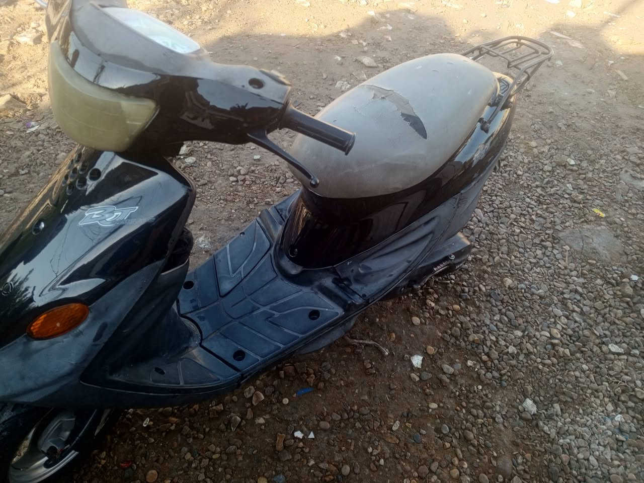 دراجة بيجي 9 زروف
دراجة خبط محرك جديد دراجة زينة ورزنة 
السعر 350 وبيهة مجال للتواصل ***********
