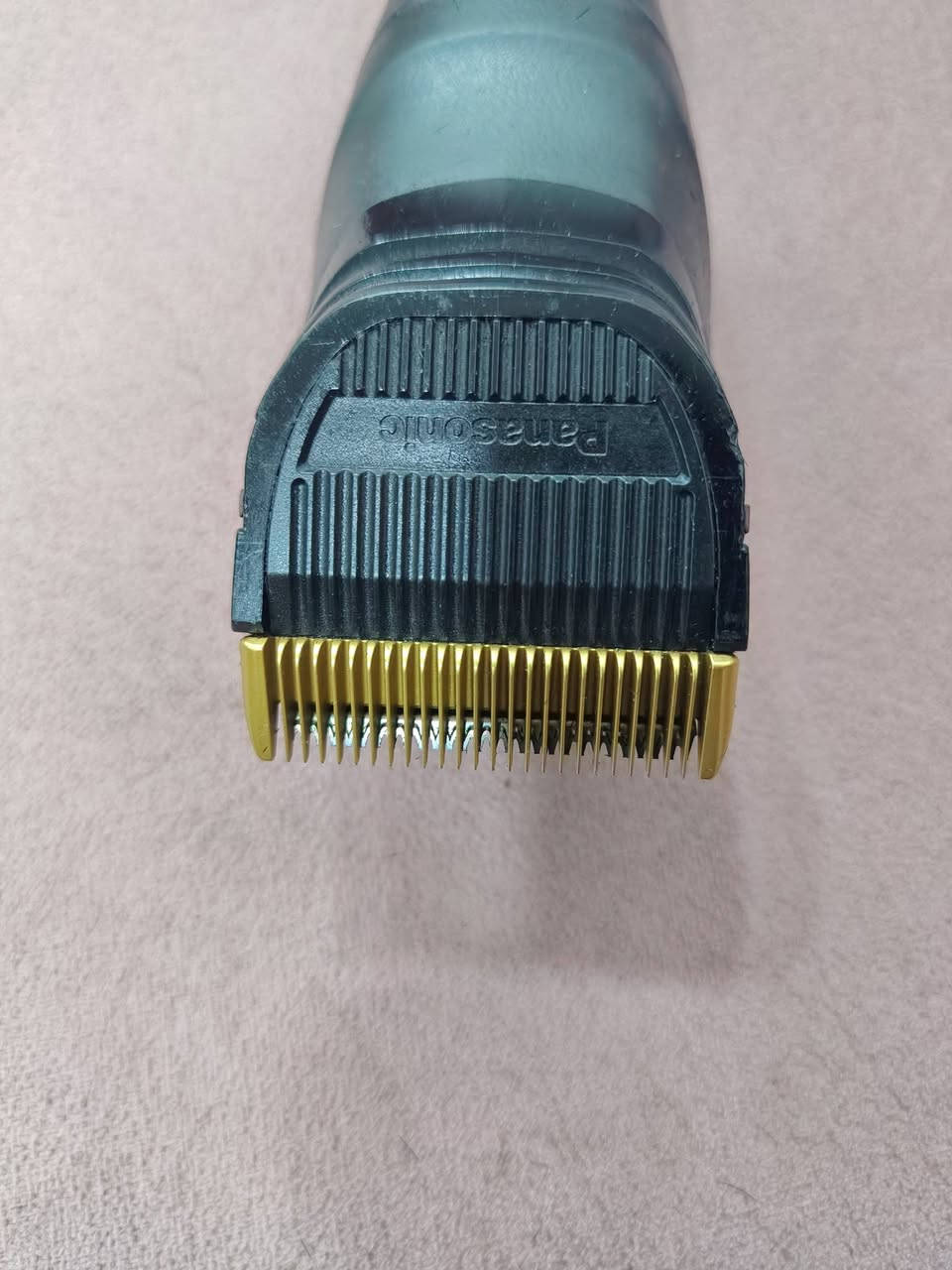 سلام عليكم شباب ماكنه حلاقه وحش الحلاقة قوة ومتانة وسرعةالتوصيل إلى Riyadh - تحديث الموقع⌵
يقدم ملخص المنتج معلومات المنتج الرئيسية 
قم بزيارة متجر Panasonic
4.4
4.4 من 5 نجوم
(131)
باناسونيك ماكينة حلاقة شعر احترافية قابلة لاعادة الشحن مع 3 امشاط وحامل شحن ER-GP80 (صنع في اليابان)
 ⌵ستخدام قليل  وكاله ماخذه 200الف قيم واخذه بلعافيه كلشي مابيه بس الزكا شلعته ***********
