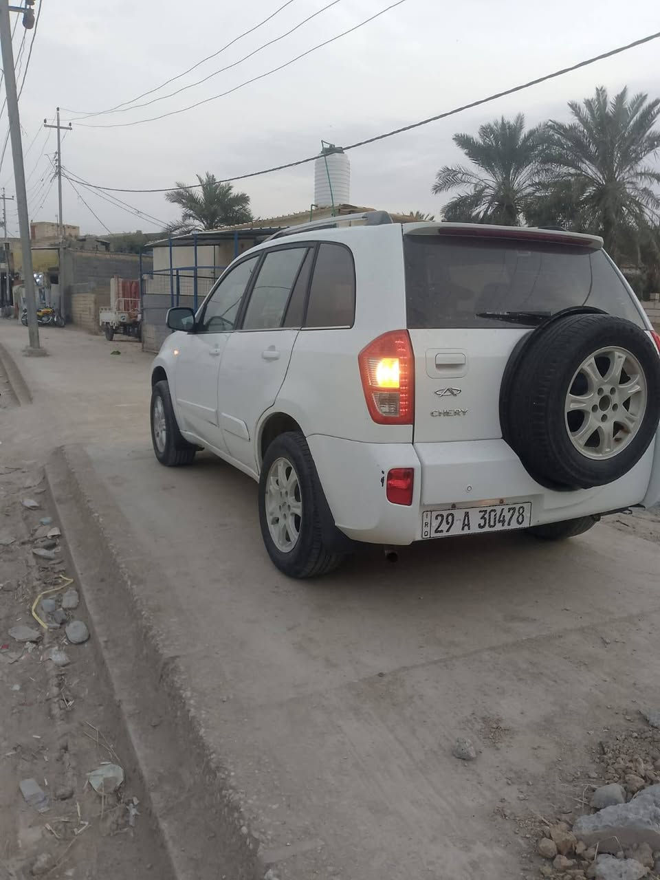 سلام عليكم تيكو موديل 14 كفاله عامه لاضربه ولا صبغ سيارة ع وضع الشركة رقم واسط بسمي سنويه ال 30 حداديه جديده تخم تاير جديد كير مكينه شرط سيارة اجدد من الصور سعره 72 وبيه مجال عنواني ناصرية سوك الشيوخ ***********
