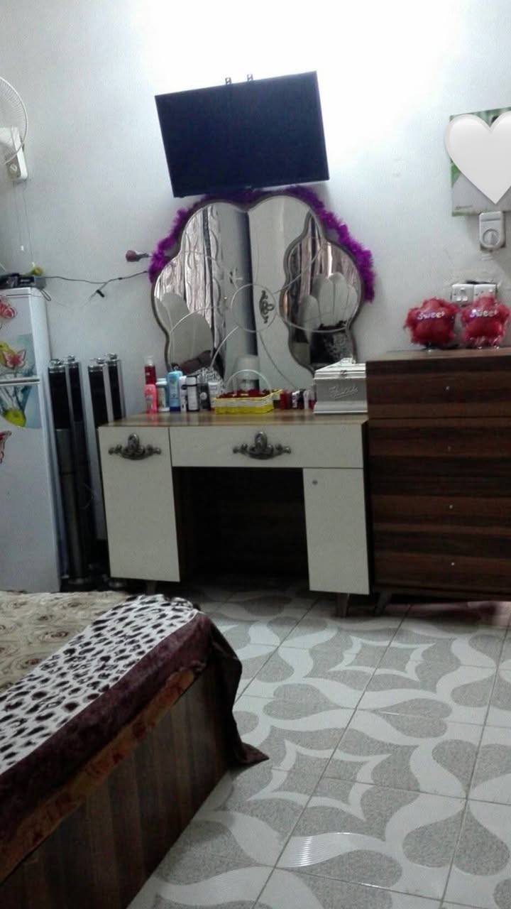 غرفه نوم للبيع تركي نضيفه كولش ٦٠٠ وبيهه مجال


**إذا كنت صاحب هذا الإعلان وتريد حذفه لأي سبب، رجاءا أرسل رسالة إلى الدعم الفني**