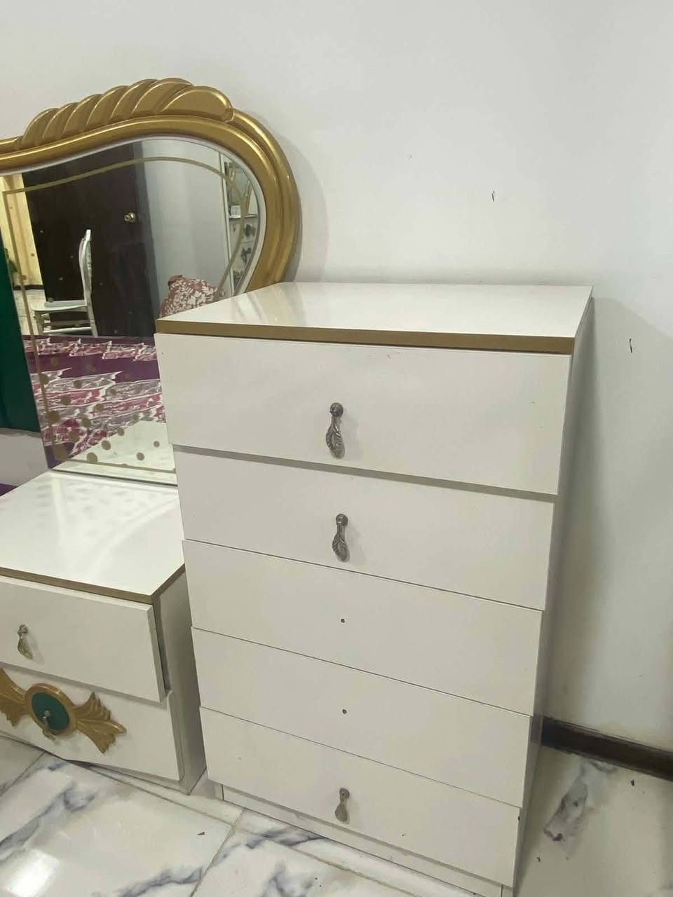 بيع مستعجل غرفة نوم اخشاب ب 400 قفل قفل وي الدوشك الضغط جديد مكاني نجف


**إذا كنت صاحب هذا الإعلان وتريد حذفه لأي سبب، رجاءا أرسل رسالة إلى الدعم الفني**