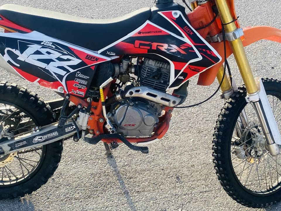 قفاز البيع مديل 2023محرك 200 نضيف السعر 900بي مجال بدون وراق تواصل وساب ***********
