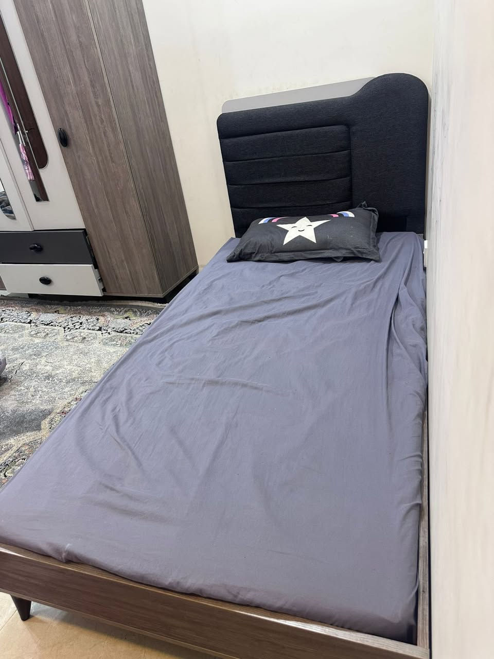 غرفه شبابيه وغرفه بناتيه وتخم للبيع المكان الدوره


**إذا كنت صاحب هذا الإعلان وتريد حذفه لأي سبب، رجاءا أرسل رسالة إلى الدعم الفني**