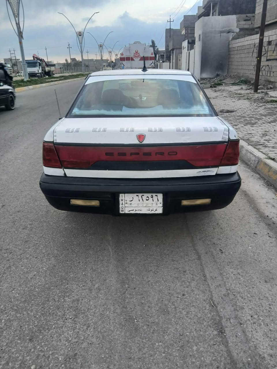 دايو موديل 1995 مشروع واطني 
ده فتر بانزين  محرك فه ل  كير محرك شه رت 

***********
*********** كركوك, العراق
