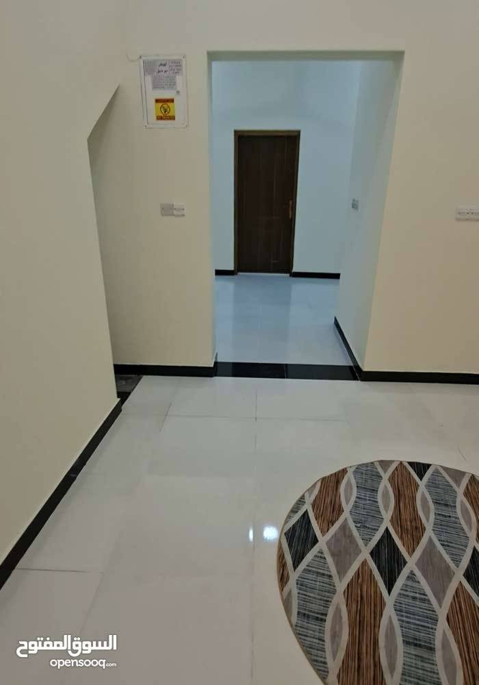 يعلن مكتب المرتضى للعقارات عن توفر
بيت للبيع ، في ياسين خربط ، قرب سنتر الرافدين 
طابق واحد ، تشطيب 2026
المساحة / 100 متر
الواجهة / 5 متر
النزال / 20 متر
يحتوي على / غرفة وصالة واستقبال ومطبخ وصحيات
سعر البيت / 160 مليون

توجد لدينا عروض اخرى
للأستفسار الاتصال على الارقام التالية
قسم البيع / *********** - ***********
قسم الايجارات / ***********
نستقبل كافة العروض والاعلانات نشرها وترويجها مجانا
عنوان المكتب / الجنينة / شارع جامع الكرناوي / مقابل فتافيت سنتر
