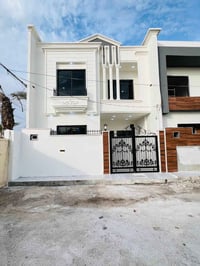 الملايين الأولى • ١٥٥م • قيد الإنشاء