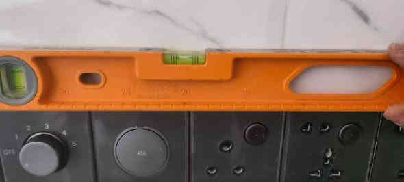 السلام عليكم ورحمة الله وبركاته،  اخوكم حسن ابو علي مستعد لتاسيس الدور وتصنيع البوردات حسب الطلب والصور كدامكم توضح مدى دقة العمل ونضافته وحاليا متفرغ للتواصل ***********
