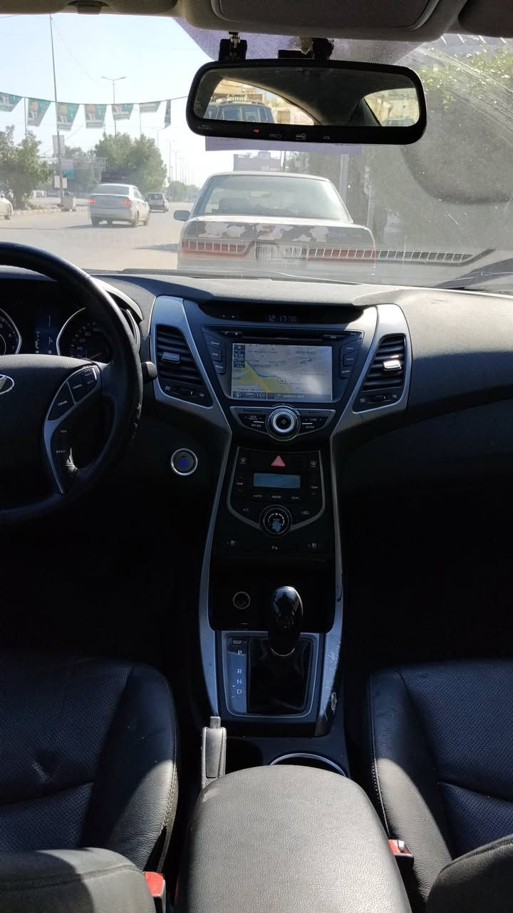 النترا للبيع موديل 15 فول عدا الفتحه حساسات اماميه خلفيه زنون لد كشنات اماميه وخلفيه تدفئه تبريد ستيرن تدفئه بصمه تشغيل وبصمه بيبان تعرف عن قرب شاشه كامره حداديه فول متوئمه انكليزي الجديد السعر 50 بيها مجال حك الجيه *********** موجود واتساب مكانها النجف الأشرف
