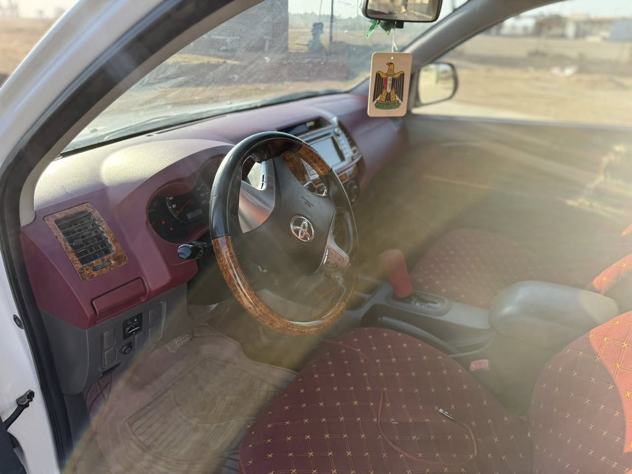 السلام عليكم

هايلوكس 2015 كفاله عامه گير اوتماتيك محرك مامفتوح ع وضع شركه لا تنقيص لا تبخير تخم تاير شاصي 19 رقم واسط تحويل ثاني يوم للاستفسار ***********
