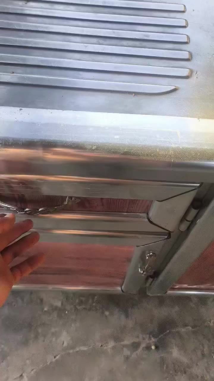 كاونتر تسكام سنكي 200cm 
مع ملحق قطعتين 250cm نضافة 80%
السعر 330


**إذا كنت صاحب هذا الإعلان وتريد حذفه لأي سبب، رجاءا أرسل رسالة إلى الدعم الفني**