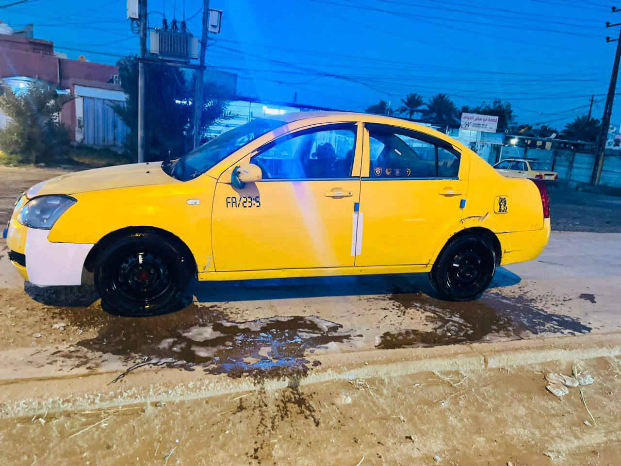 سلام عليكم سياره شيري للبيع كير ومكينه كورله تخم تاير جديد حداديه خير من الله تحويل مباشر سنويه 30 مكان بغداد رقم الهاتف ***********
