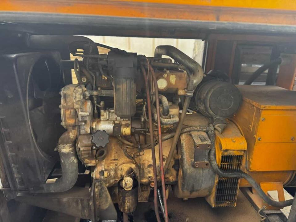 مولد بيركنز للبيع 45 كيفي مكينتها بيها تبخير 
***********
