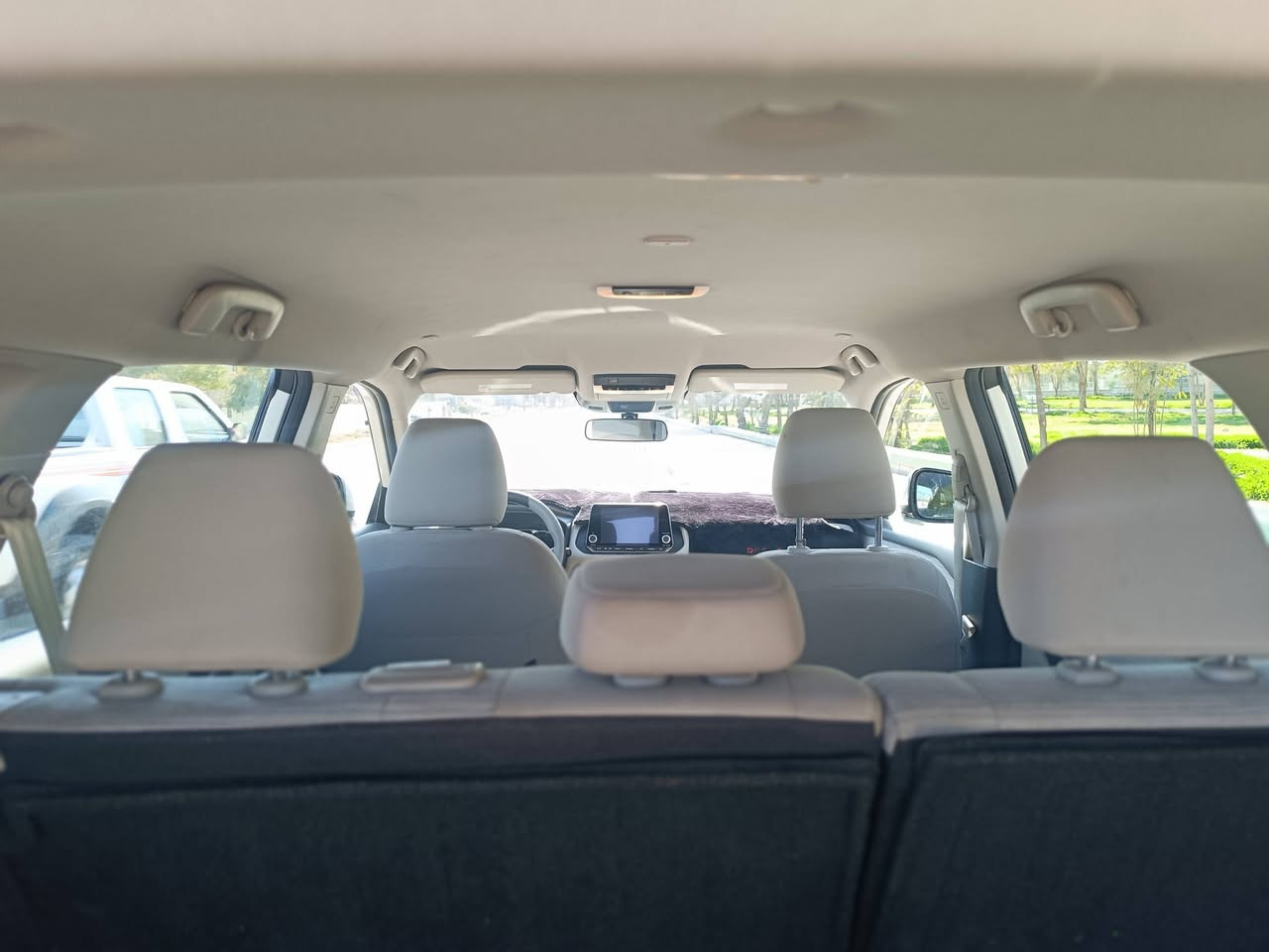 نيسان روج ٢٠٢٣ sv بدون صبغ بس دعامية امامى مبدل بدون ايرباك ماشية 35000الف ميل داخل رصاصى كشن سائق كهربائى رادار ٣٦٠ رقم الموبايل ***********
