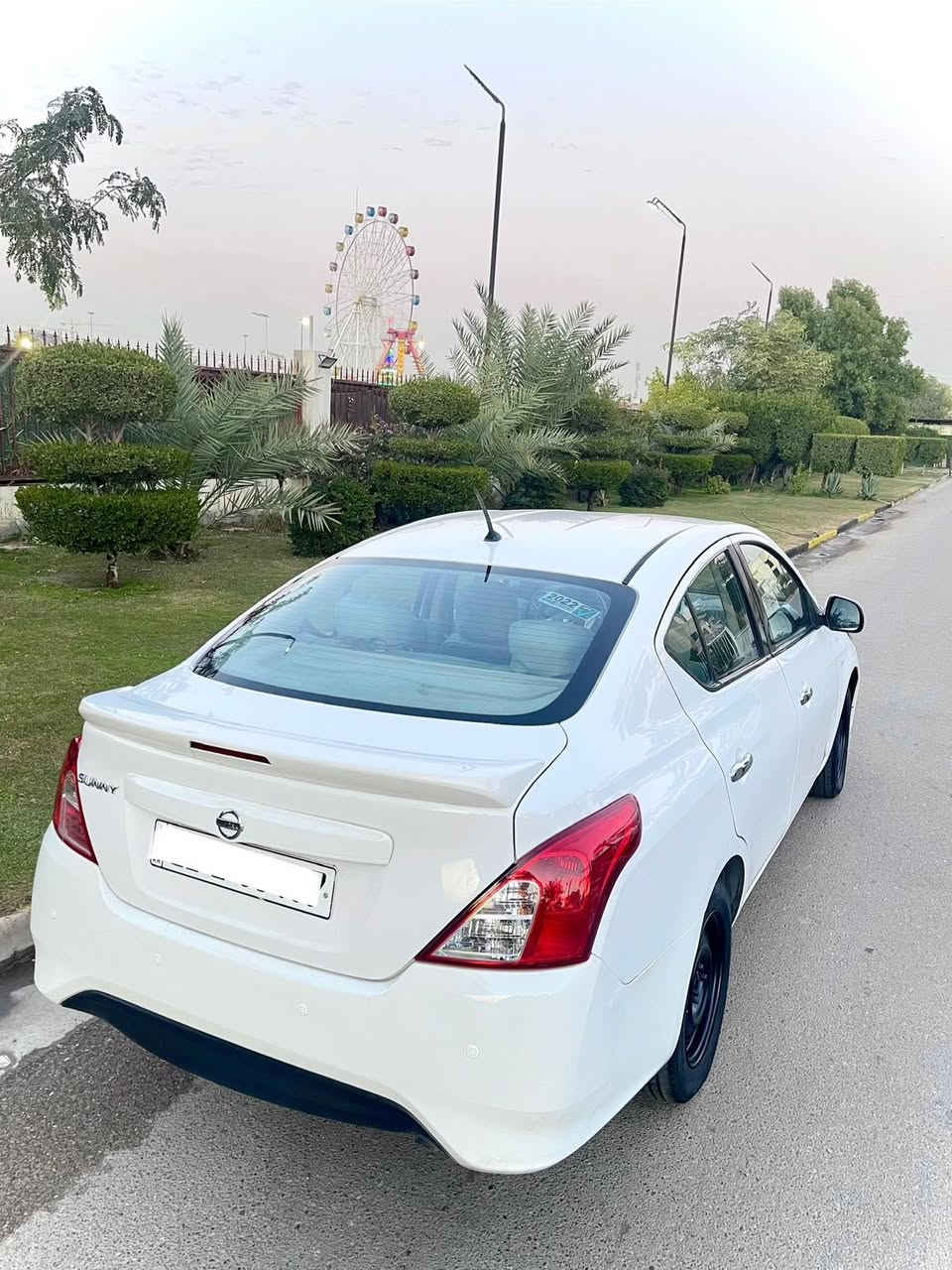 السلام عليكم
نيسان سني ٢٠٢١ رقم اربيل الجديد (شرط التحويل)
السياره هندي ام بليته الزركه
السياره بدون صبغ بيها فقط بارد مكانين
مواصفات السني المعروفه 
شاشه
تحكم استيرن 
كامره
مكان السياره بغداد
للاستفسار:***********
