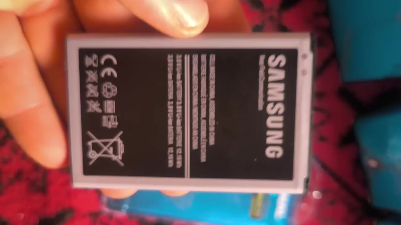 سلام عليكم متوفر بطاريات سامسونج
عدد 50 جدد لوك بالباكيت


**إذا كنت صاحب هذا الإعلان وتريد حذفه لأي سبب، رجاءا أرسل رسالة إلى الدعم الفني**