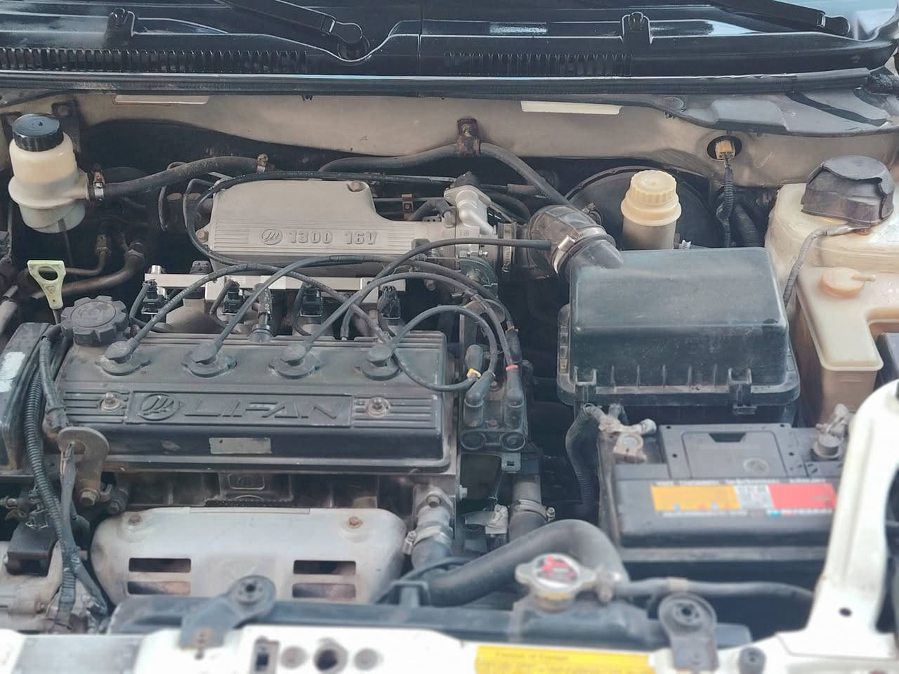 ليفان ١٢  للبيع
باسمي اني المالك
سياره عظمته حلوه
  فقط امصلحه هلالات واشويه امشر عليه هذا
منظومه زنون
  وشاشه ابياد
موجوده في الحلة حي الجزائر
 اتصال***********  
 سعر ٣٨ وبيها مجال
