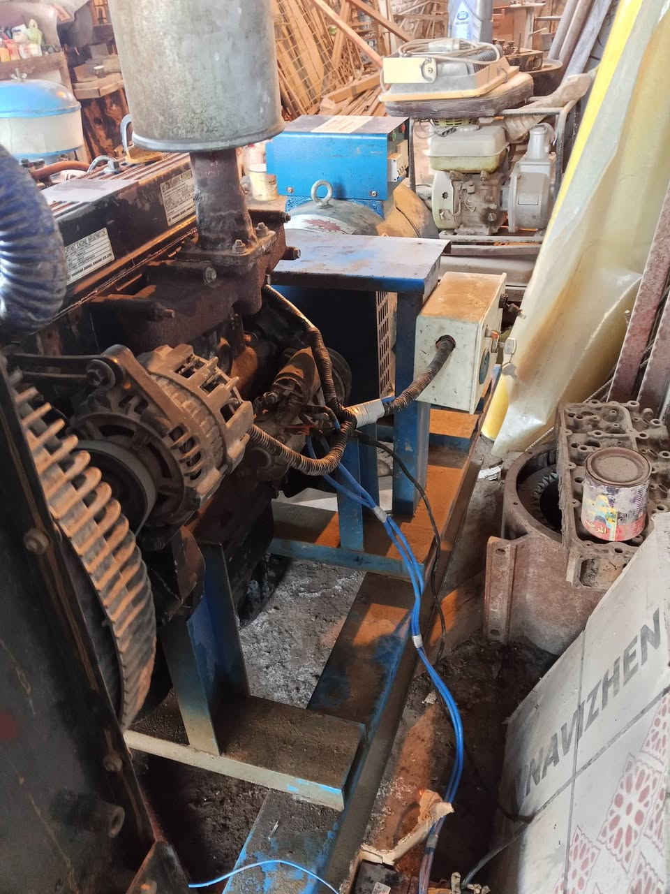 مولده ينمر ياباني حجم المحرك 94 30 كي ڤي السعر 16 ورقه وبيها مجال قليل مكان الديوانية رقم الهاتف ***********
