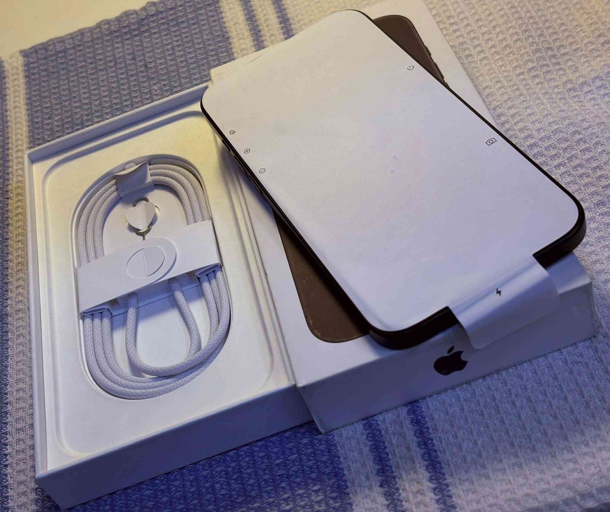 Iphone 16 plus black 128
ايفون 16 بلاص 128
بطارية 92
شرق اوسط ماستر
ويا ملحقاته الاصلية
ب920 الف
زيونة شارع الربيعي

***********
