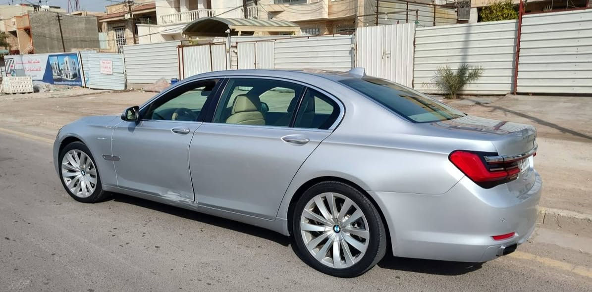 بي ام دبليو F02 2013. 730   N52

-------------------------------------
‏
#رقم الهاتف : ‏***********

#رقم السيارة : بغداد

#مكان السيارة : بغداد
-------------------------------------
السلام عليكم 
للبيع فقط 
 لارج باب طويل  وارد خليجي    مكفولة كفالة عامة بس صبغ قطعتين اثر شخوط وبيه طخه واضحه بل صوره  حالين   (بسمي) تحويل مباشر
سيارة فول مواصفات 
 بصمة

محرك 6 سلندر تنفس طبيعي+كير تبترونيك مكفولات ‌
_تبريد شغال ثلج  قطعتين‌
_سلايت 
_مراية داخلية+جانبة عاكسة 
_تحكم ستيرن 
 +ذاكرة خزن 3 وضعيات
_بردات جانبية وخلفية 
-شاشة اعطال والاوبشنات خاصة بلسيارة لغة عربية 
 
-انارة ترحيب 

-دبل ايرباك 
-ويلكب حجم 20 بلادي  +تخم تاير جديد
-نضام تعليق هواء جوبلسات
-صدر امامي خلفي جديد
-زراك لايت⚔️
-لدات خارجية بل ابواب
-سستم صوت BOSS بلادي 
-تبريد خلفي شاشة 

-حساسات  خلفية + -لايت داينمك متحرك زنون 
-ستيرن كهرباء مع خزن ذاكرة

السيارة  جديد بدون اي نقص  مملعوب بيهة ولامبدل بيهة اي شي جديدة واحلة من الصور 

رقم صاحب سيارة ***********
