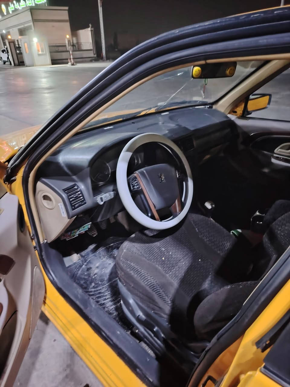 بيجو موديل 18/سياره حره. كفاله فقط بجاملغ ضربه كد شبرين. كير مكينه. كهربائيات حداديه. تبريد شغال. سنويه ال 28سياره جاهزه. مصفره هيه وغرامه. مداور ثاني يوم. السعر.  43. وبيها مجال العنوان  العماره. ***********.    ***********
