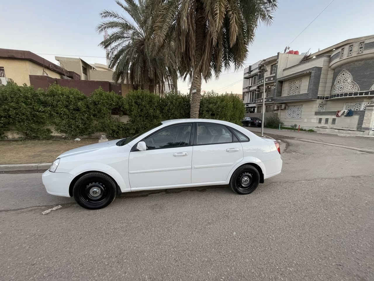 السلام عليكم 
اوبترا 2012 الشركة العامه للسيارات. 
كير ومحرك. مكفولات 
كهربائيات كلها تمام. 
صدر ممتاز 
بيها منظومه غاز شغاله وعليها ادامة جديده. 
بيها ضربة بالجاملغ الخلفي وقبق الجنطه مصبوغ. 
مكانها شارع فلسطين. 
السعر 82 
الرقم  ***********
