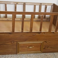 تخت اطفال • سرير اطفال • تخت خشب • سرير خشب • اثاث اطفال • تخت عراقي •...