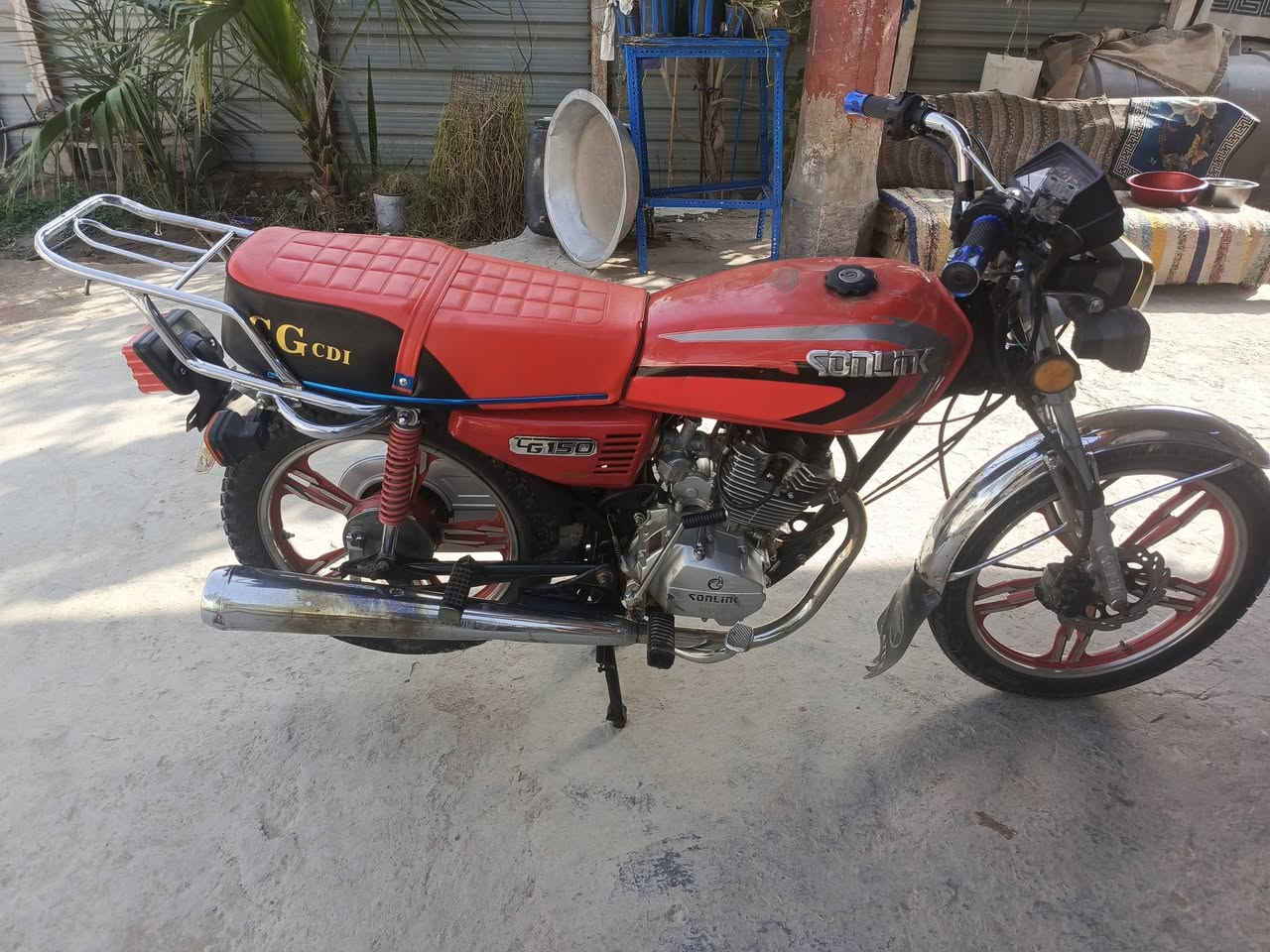 بسم الله الرحمن الرحيم اقره المنشور قبل لاتدخل رجأاً❤👍🏻
سلام عليكم ايراني موديل 2022 نوع سيفاني 5كير شلعه ومعدل تشك الكاع ترايك وين ميعجبك مكينه كفاله تايرات جدد جوبلس كهربائيات شغاله لايت عالي ناصي زنون اشاير يمنه يسره وره وكدام هورن يدات بانزين رياضي فقط تانكي البانزين بي خسفه شويه ممبين اصلن سعرها 650الف وبيها مجال سبب البيع محتاج فلوس مكانها الدراجه بغداد بجسر ديالى الجديد نقطه داله رستميه


**إذا كنت صاحب هذا الإعلان وتريد حذفه لأي سبب، رجاءا أرسل رسالة إلى الدعم الفني**