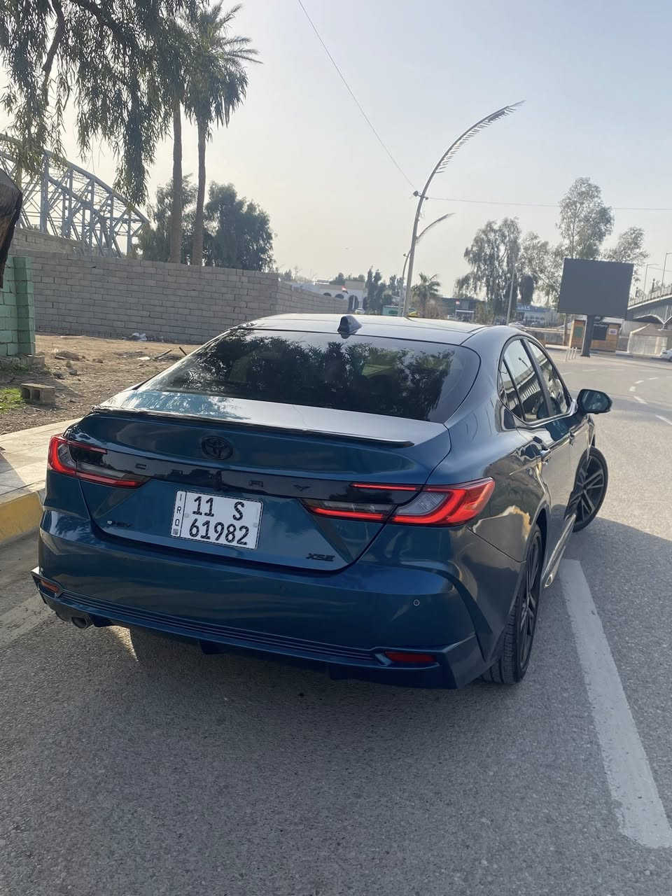 𝟐𝟎𝟐𝟓 𝐓𝐎𝐘𝐎𝐓𝐀 𝐂𝐀𝐌𝐑𝐘-𝐗𝐒𝐄
تويوتا كامري (XSE) موديل : 2025

وارد : امريكي

اللون : ازرق جويتي  

عداد المسافة : 6000 ميل سيارة بعدها زيرو جديده

البجم كلة مغلف PPF

حجم المحرك : 2.5L (4.سلندر) هايبرد

 ملاحطة السيارة : الضربة خلفية بسيطة  بدون شواصي بدون ايرباك صور الحادث بالمنشور موجودة 

التصليح كالاتي:

 الجنطة والدعامية الخلفية فقط صبغ فقط   يعني قطعة وحده صبغ وباقي بارد بالجاملغات الخلفية 

كافة الايرباكات سليمة %100

المواصفات : 𝐗𝐒𝐄

فول فول مواصفات 1/1

نظام مراقبة انتباه السائق Driver Monitoring System (DMS)
فتحة سقف بانورما

داخل ليـــد بيلادي

كيـــج الـــكتـــرونـــي

شـــاشـــة كبير لمـــس

شحن وايـــر ليـــس

كاميرات 5 (امامية ،جوانب ،خلفية )360درجة

ابـــواب  بصمة

بصمة تشـــغيـــل 

تشغيل عن بعد (𝐑𝐄𝐌𝐎𝐓𝐄 𝐒𝐓𝐀𝐑𝐓)

هاند بريك بصمة

اوتو هولد (𝐀𝐔𝐓𝐎 𝐇𝐎𝐋𝐃)

اوتو ستارت (𝐀𝐔𝐓𝐎 𝐒𝐓𝐀𝐑𝐓)

اوتو ستوب (𝐀𝐔𝐓𝐎 𝐒𝐓𝐎𝐏)

رادار امامي (تحديد مسار)

‏‎رادار جانبي (نقاط عمياء)

‏‎رادار خلفي (التحذير من الاصطدام)

‏‎حساسات امامي

‏‎حساسات جانبي 

‏‎حساسات خلفي 

نظام (𝐄𝐂𝐎)

نظام (𝐍𝐎𝐑𝐌𝐀𝐋)

نظام (𝐒𝐏𝐎𝐑𝐓)

مانع انزلاق+𝐀𝐁𝐒

فول تحكم استيرن

استيرن هيتر

كشنات جلد (تدفئة،تبريد)

كشنات كهربائي

كشنات هيتر

تبريد لمس

تبريد مركزي

لايتات 𝐋𝐄𝐃 ليد عدسة زينون

بكلايتات 𝐋𝐄𝐃 ليد

ويل كروم قياس 19

‏‎تفاصيل اكثر الاتصال علی الرقم   

السعر 278 وبيها مجال 

WhatsApp ☎️ ***********
