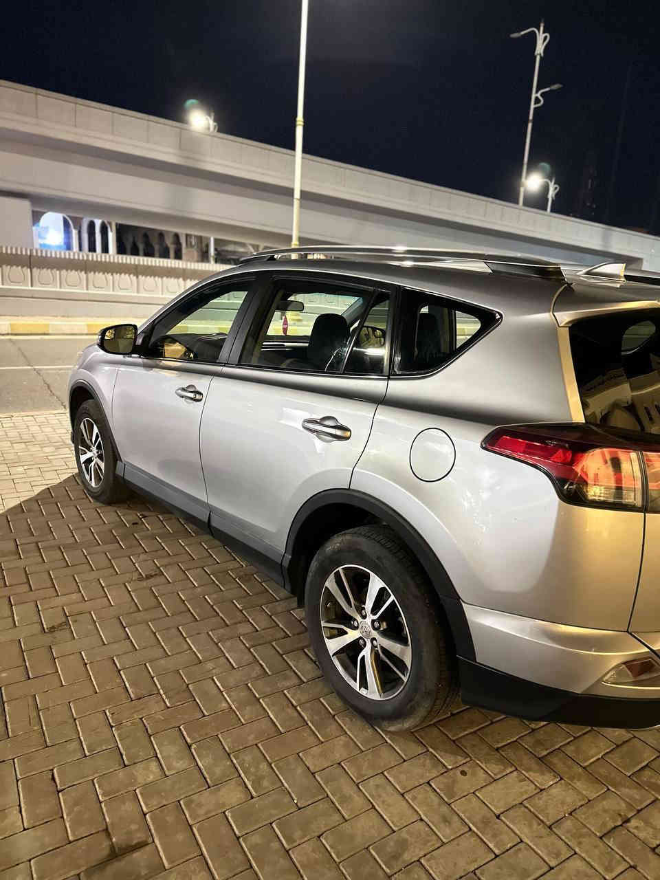 للبيع تويتا راف فور 2017 
السعر 168 وبي مجال 
رقم اربيل شمالي  
ماشيه 100k
مواصفات XLE 🔥
فول ماعدة البصمة 
سلايت
دواخل لونين المرغوب 
صندوق كهربائي
محرك 2500 دوش المرغوب 
تحكمات ستيرن 
شاشه كامره دواره
ليد خلفى 
مانع انزلاق
مانع تزحلق
نضام ECO الكتروني 
صدر امامي خلفي جديد 
تايرات جدد 
سيارة كاملة متصرف عليها ايشي   
كير ومحرك شرط 
تبريد ثلج
سنوية جديدة 
وهزة جديدة 
ضرر السيارة جاملغ امامي سكن + طخة خفيفة بلغد الجاملغ + بارد شبرين بلجنطة 
مكان سيارة تكريت 
الاتصال :***********
