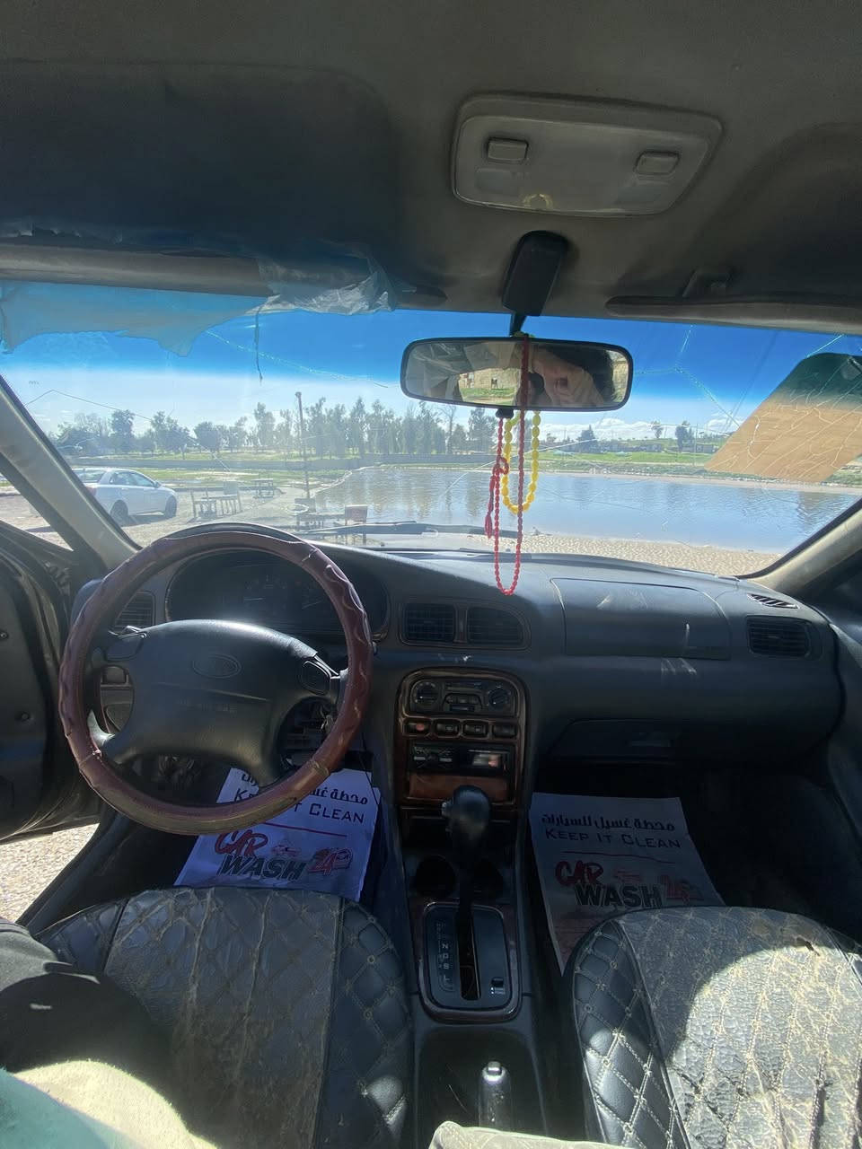 السلام عليكم للبيع … 

كيا كلاروس موديل 1998 

دبل ايرباك 

تبريد شغال ثلج ❄️ 

(كير أوتوماتيك )ومكينه مال مازدا 
رقم مسطره باسمي اني الشرعي مالها 
والباقي كدام العين 
 
للتواصل *********** واتساب 

السعر (30)
