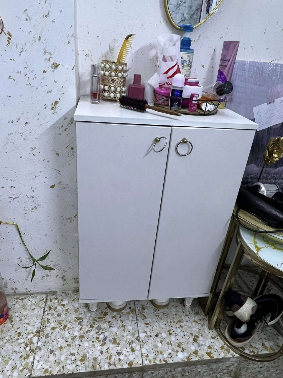 جزامه+مرايه نضيفات 100‎%‎
للبيع مكاني المنصور


**إذا كنت صاحب هذا الإعلان وتريد حذفه لأي سبب، رجاءا أرسل رسالة إلى الدعم الفني**