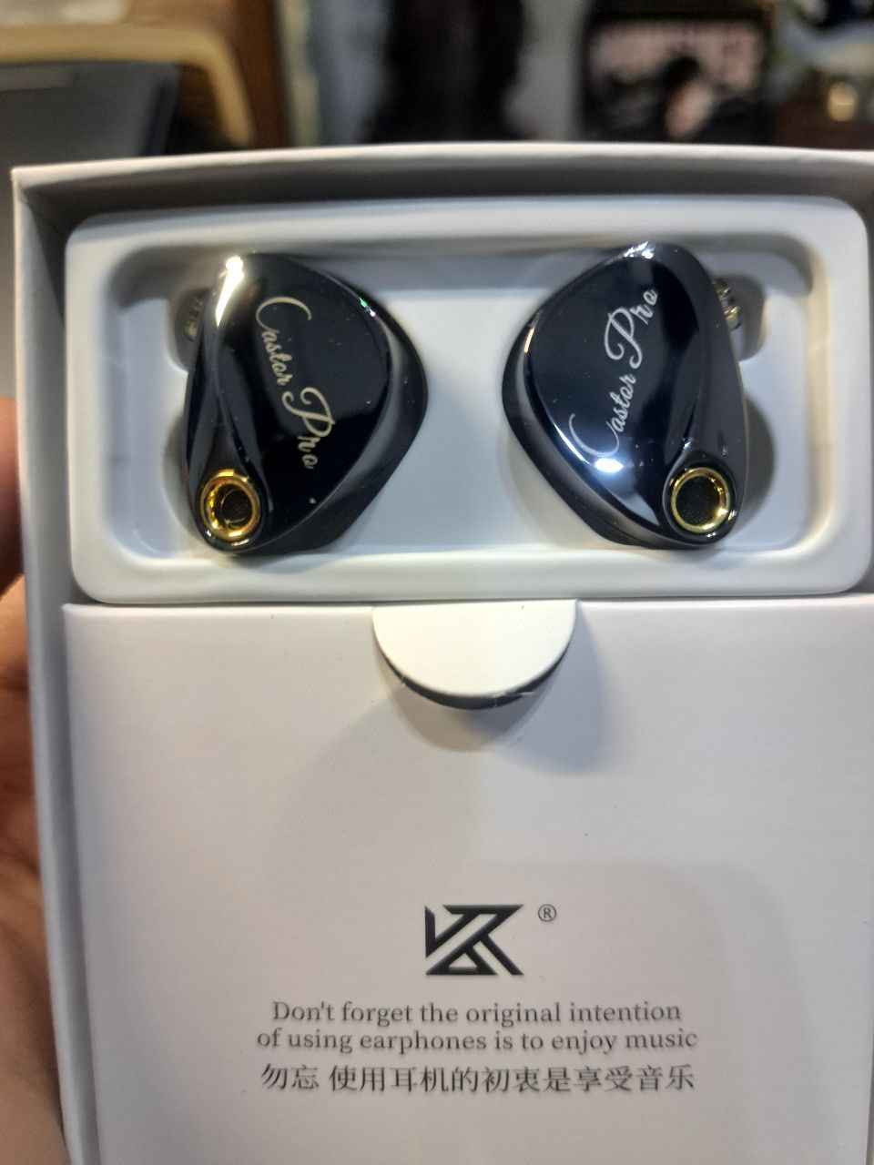 سماعات IEM (In ear moniter) اقتصادية استعمال خفيف كلش (اقل من شهر) الي يعرف بيها تفيده كركوك, العراق


**إذا كنت صاحب هذا الإعلان وتريد حذفه لأي سبب، رجاءا أرسل رسالة إلى الدعم الفني**