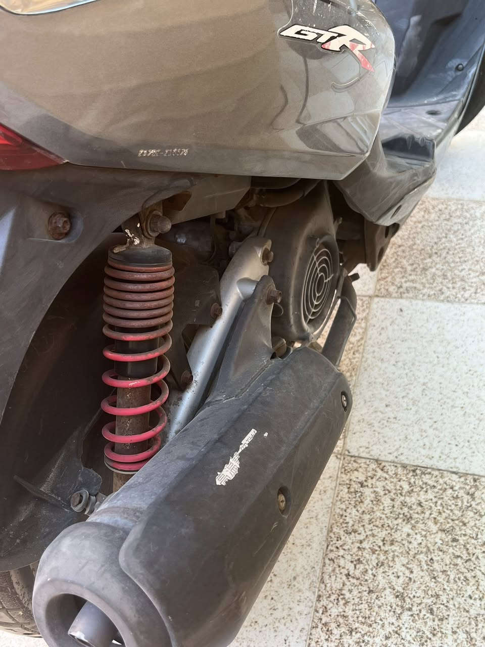 ماكس ثعلب ماشيه 12 الف رمبه السعر 1100 وبيها مجال قليل اتصل وتدلل ***********
