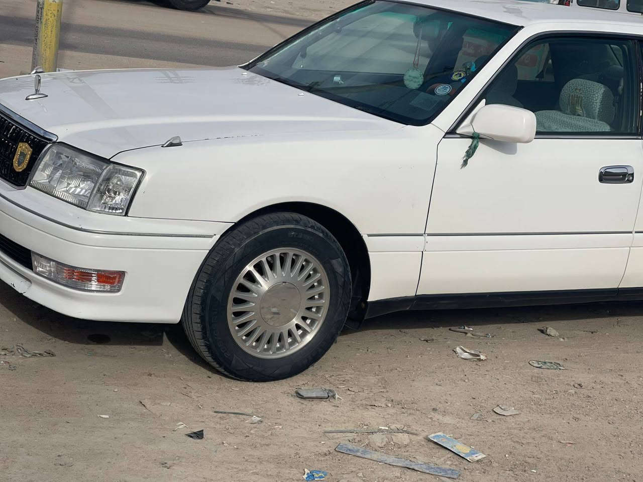 سلام وعليكم راس الثور فلات البيع مديل 1996
مكفوله مكينه وكير وتبريد وحداده 
سياره نضيفه حيل
سنويته 2030
راعيه جاري مكاني البصره الزبير السعر 108وبيعه مجال

الرقم ***********
