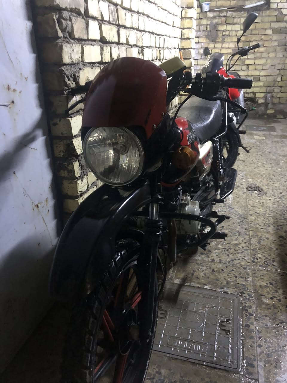 سلام عليكم شباب بوكسر موديل 2020غنية علة التعريف حلوة وتخبل اوراق اصولية نقصها تجفيت فقط حالين تمشي بس صوت بيهة العنوان الشعلة السعر ٨٠٠الف الرقم ***********
