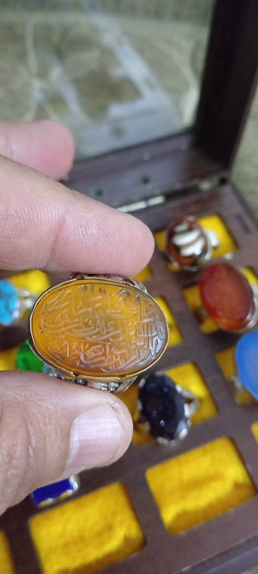 شرف الشمس قديم قياس ٢١   ٢٢ السعر ٣٨ الف


**إذا كنت صاحب هذا الإعلان وتريد حذفه لأي سبب، رجاءا أرسل رسالة إلى الدعم الفني**