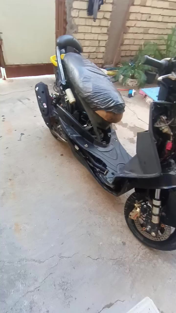 مراوس شباب بيه نواقص بسيطه مكينه بلاديه شلعه ومعدل


**إذا كنت صاحب هذا الإعلان وتريد حذفه لأي سبب، رجاءا أرسل رسالة إلى الدعم الفني**