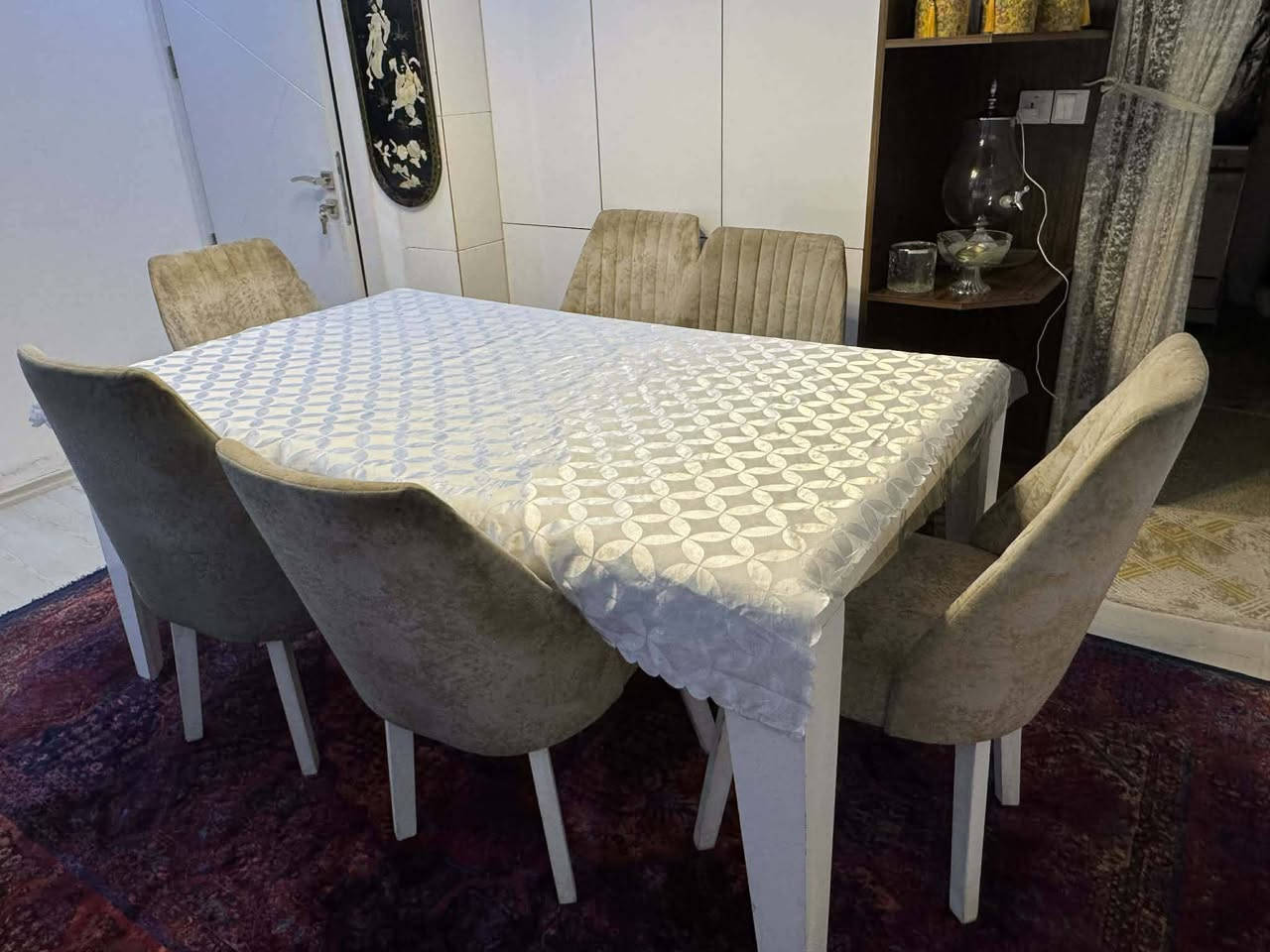 هات هات ئاڵتونی عەیار 24 هات
تاقم ئێڵ دەنەفەری تورکی 
لەگەڵ مێز نان خواردن تورکی 
بۆ فرۆشتن 
بە هەرزانترین نرخ 
ناونیشان سلێمانی 
تۆش چیت هەیە وێنەو ناونیشان بنێرن
بۆ زانیاری زیاتر 
📞 پەیوەندیمان پێوە بکەن ئێستا!
📲 ***********
📱 Viber & WhatsApp ئامادەیە
