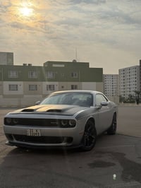 جالنجر ٢٠١٢ ، ٦ سلندر للبيع السيارة كاملة وجاهزة ومابيها اي نقص كير مك...