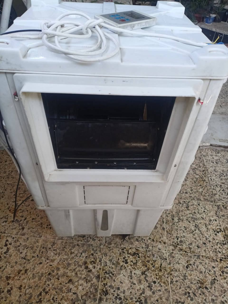 للبيع أغراض منوعة مستعملة للبيع حسب القطعة


**إذا كنت صاحب هذا الإعلان وتريد حذفه لأي سبب، رجاءا أرسل رسالة إلى الدعم الفني**