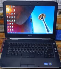 لابتوب • للبيع