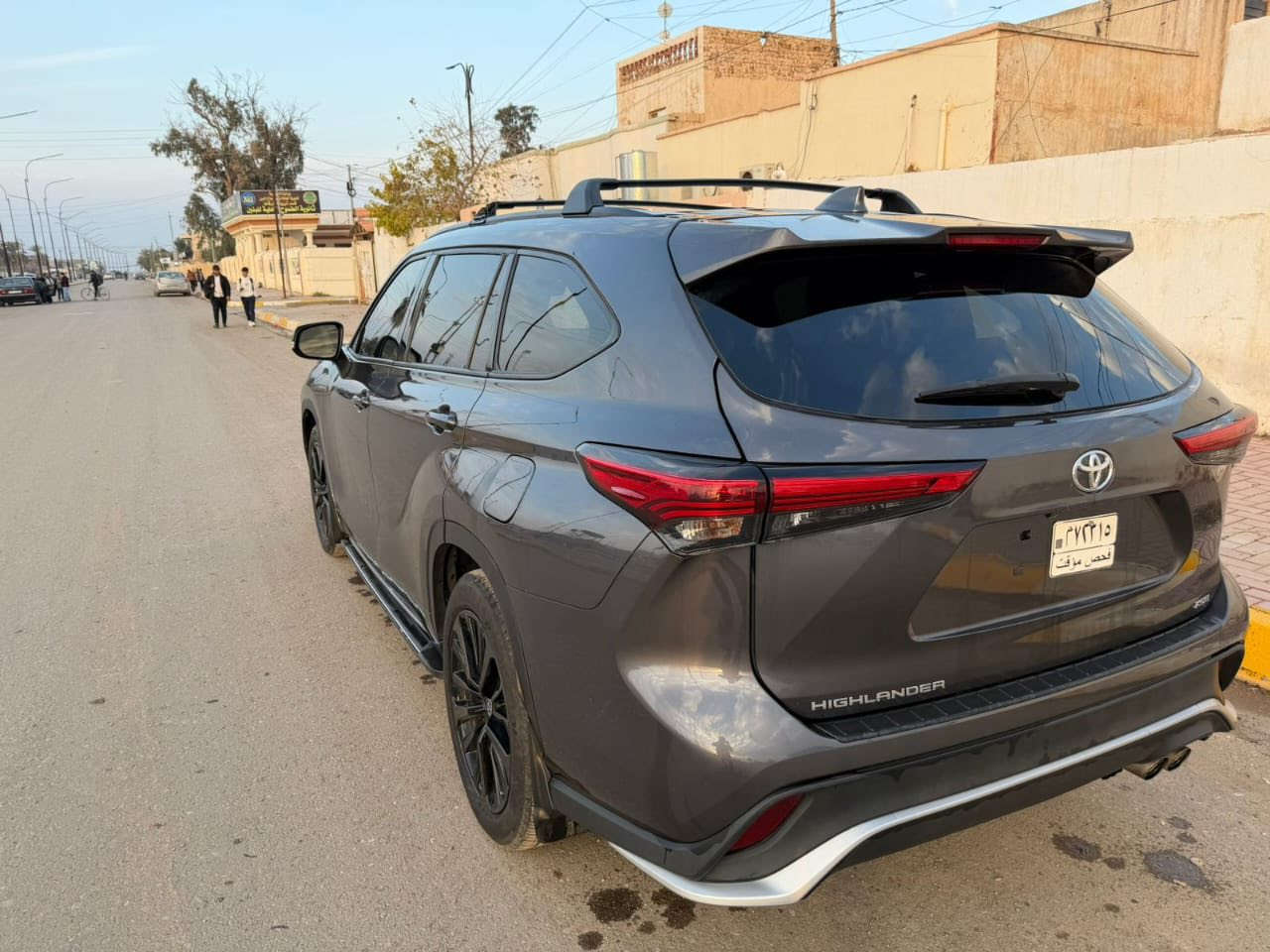 السلام عليكم 
هايلندر
موديل:2023
لون :فيلي
ما مرقمه منفيس
مواصفات:xse فول 1/1
سلايت كشانه جلد تدفئه تحكم 1/1بصمه
تحكمات ستيرن جيهتين
مثبت سرعه
ماشيه:26 الف
رادار امامي
رادار خلفي 
4X4
اشاير بل مري
لايت زينون
تشغيل عن بعد
مانع انزلاق
صندوق كهربائي 
وارد؛ امريكي
محرك سياره؛4
ضرر موضح بالصوره صبغ بونيد فقط ايرباگ بردة استيرن طاگ الباقي سياره مكفول شرط
سياره شرط مال جناي

سياره(مفوله مواصفات)

 
 سعر3شدات وبي مجال ويرهم مراوس حسب القناعه
اتصل وتدلل
رقم***********
