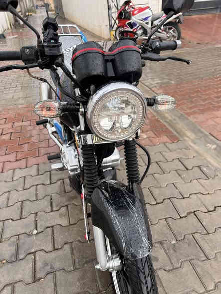 للبيع هيوشه موديل 2024 
منفيس فقط 
بعده زيرو فول نضافه 
السعر مليون و ٥٠ الف 
العنوان رمادي تاميم 
***********
